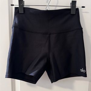 Alo yoga spandex shorts black